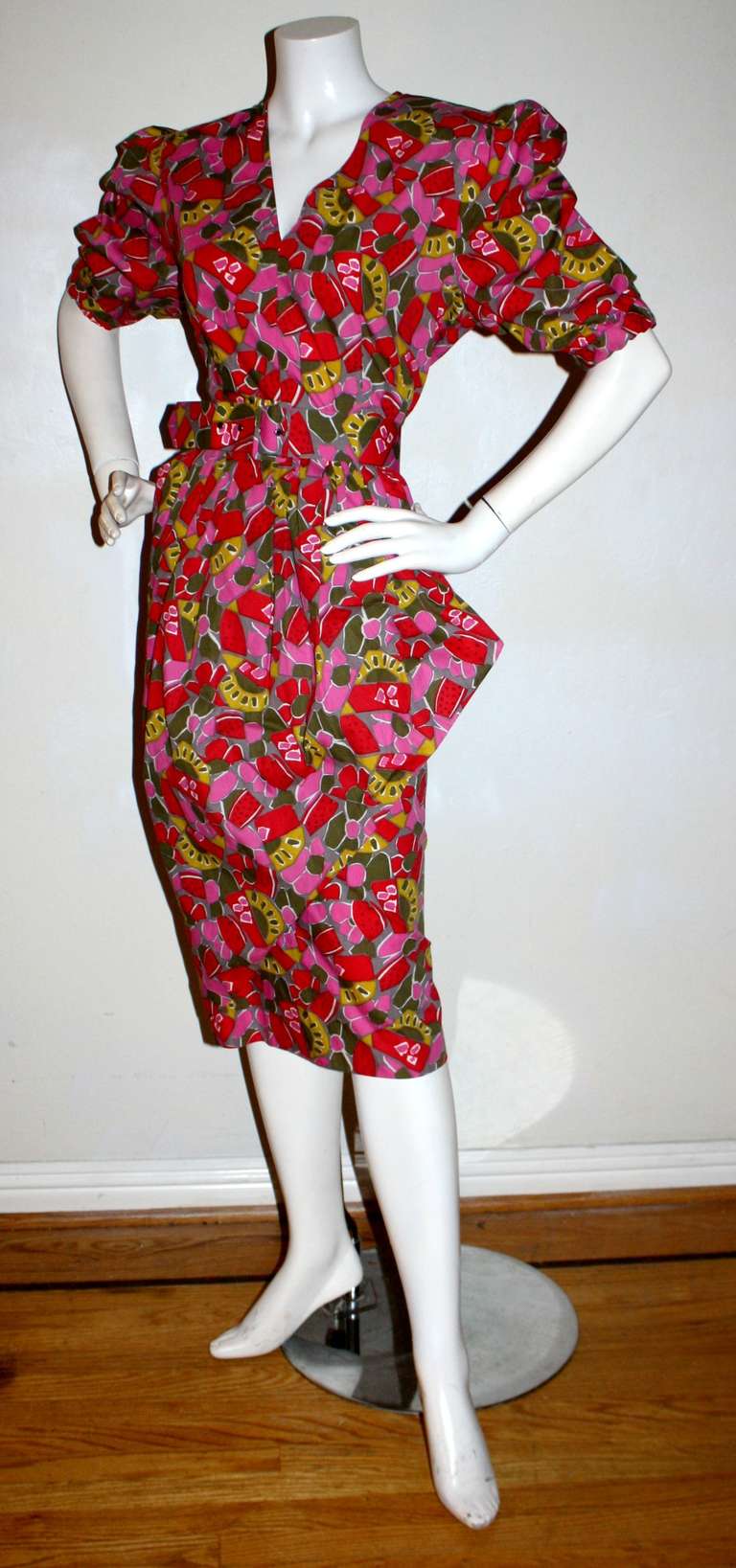 Chic vintage Guy Laroche watermelon origami, Avant Garde belted dress. This cotton number features such a fun, yet classic, print. Flattering v-neckline. Comes with matching belt. Approximately size Medium-Large.