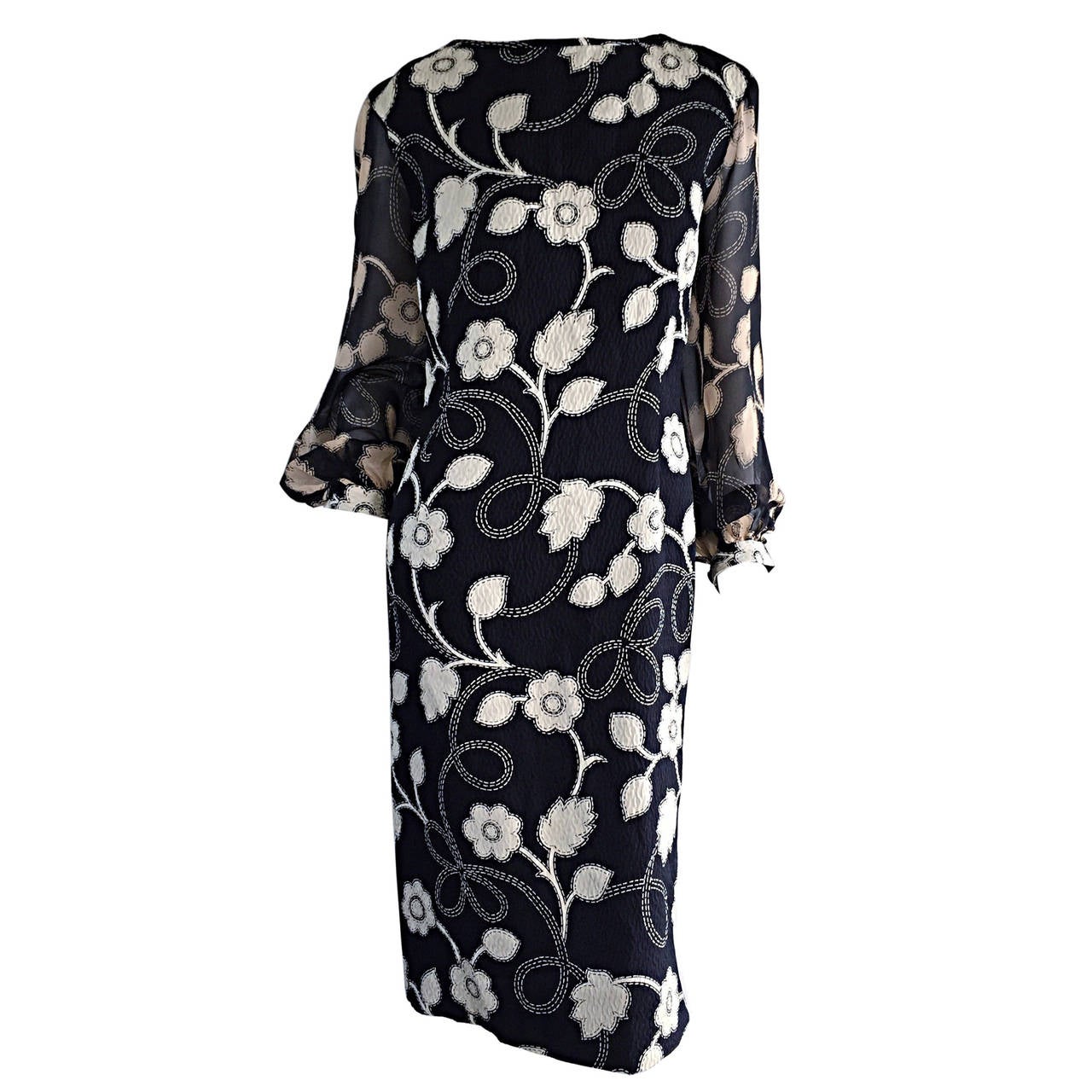 1960s Vintage Pauline Trigere Large Size Black White Flower Dress Billow Sleeves