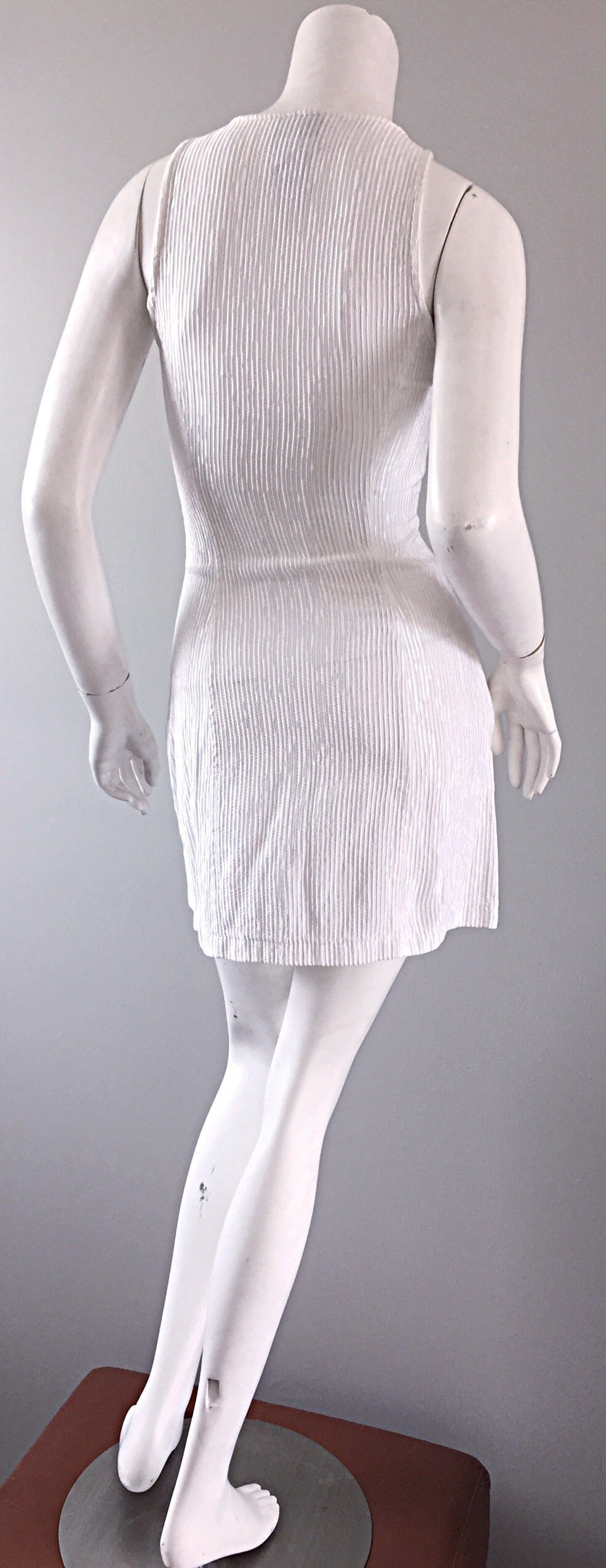 Vintage Gianni Versace White Ribbed BodyCon Scuba Dress Medusa + Rhinestones In Excellent Condition In San Diego, CA