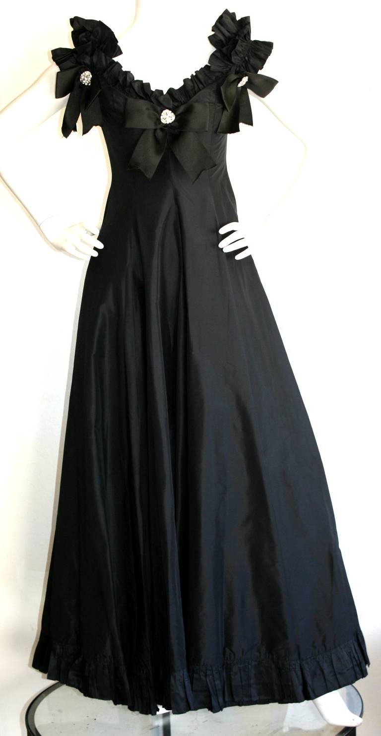 Gorgeous Vintage Oscar de la Renta Off-Shoulder Black Ball Gown at 1stDibs