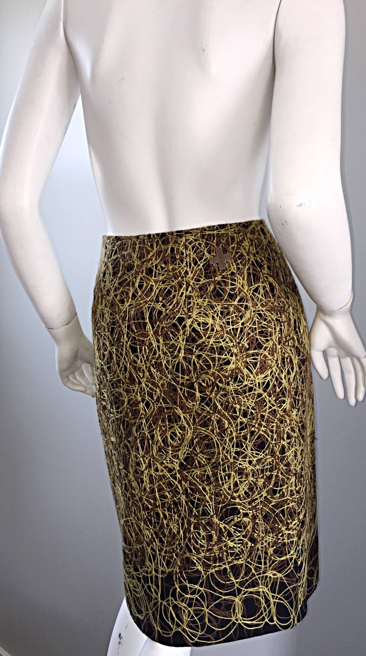 Vintage Jean - Charles de Castelbajac Embroidered ' Scribble ' Pencil Skirt In Excellent Condition For Sale In San Diego, CA