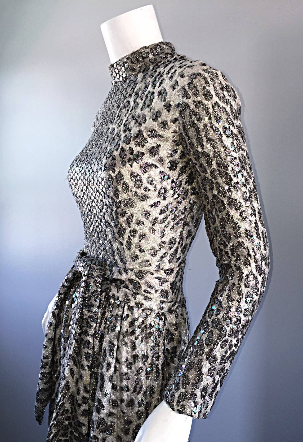 Vintage Adele Simpson ' Snow Leopard ' All - Over Sequin 1970s Dress + Sash In Excellent Condition In San Diego, CA