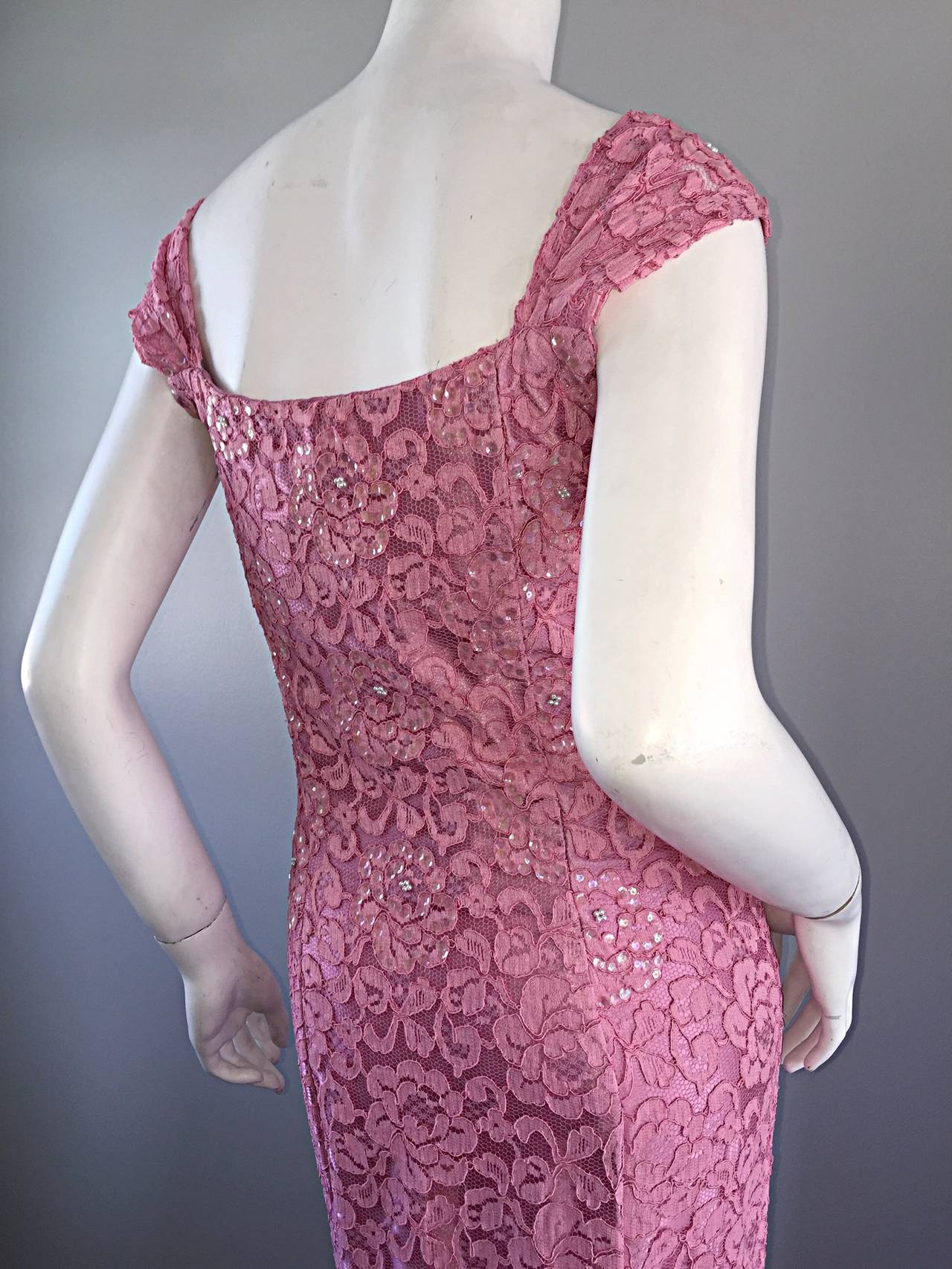 Women's Gorgeous 1950s 50s Couture Pink Vintage Mermaid Dress w/ Chantilly Lace + Sequin For Sale