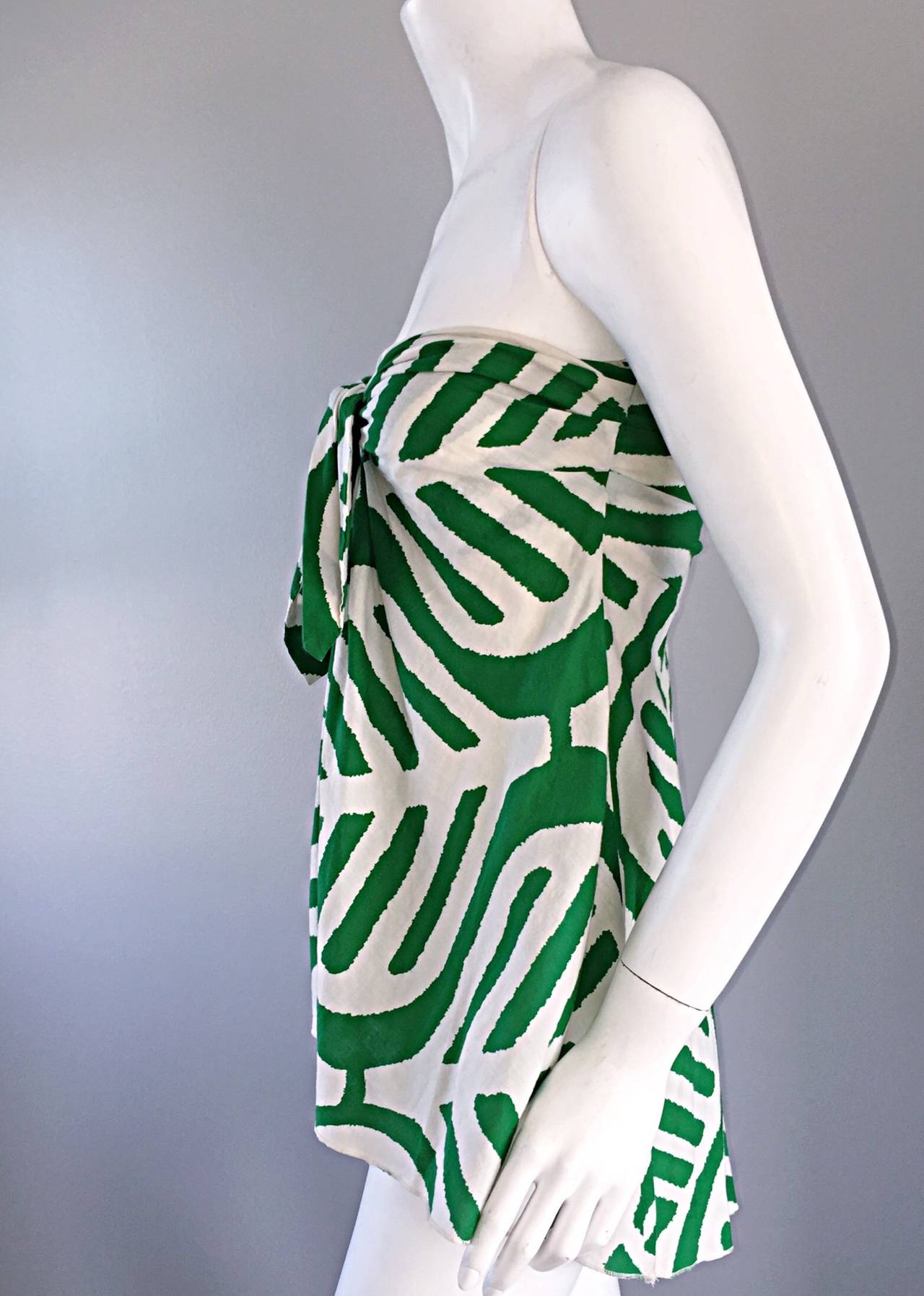 1990s Diane Von Furstenberg ' Leaf ' Print Safari Strapless Cotton Blouse For Sale 2