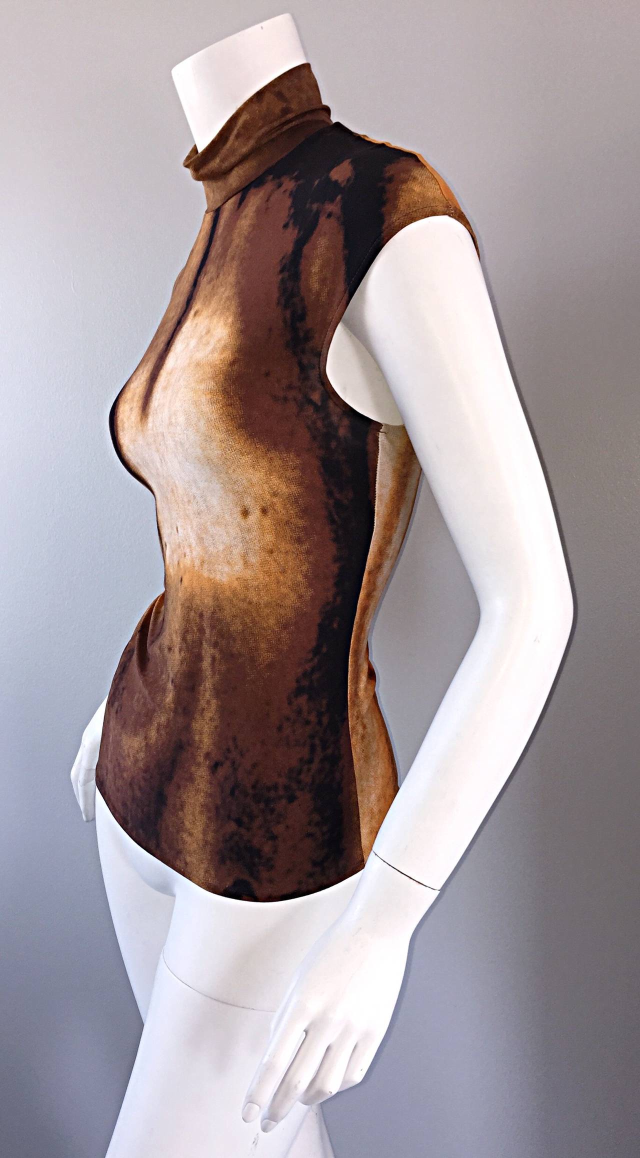 Vintage Vivienne Tam 1990s 90s Optical Illusion 3 - D BodyCon Top Blouse In Excellent Condition In San Diego, CA