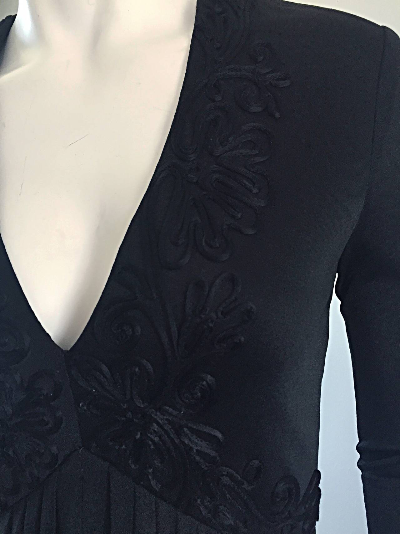 Vintage Jack Bryan Black Jersey Maxi Dress w/ Intricate Embroidery 1970s 70s In Excellent Condition For Sale In San Diego, CA