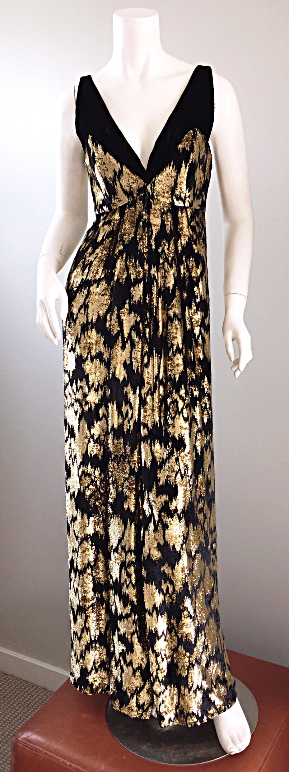 Gorgeous Vintage RIchilene Black + Gold Metallic Silk Velvet Gown 4