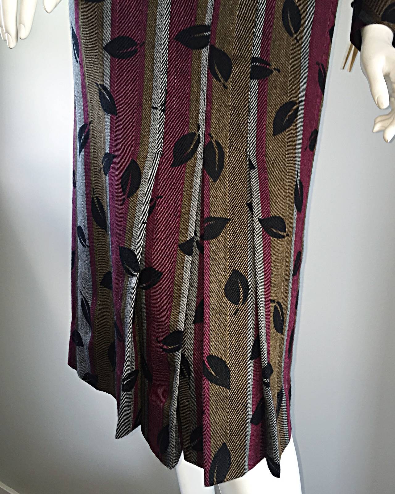 Black Vintage Piccoli Made in Italy ' Leaves + Herringbone ' Wool Dress w/ Belt For Sale