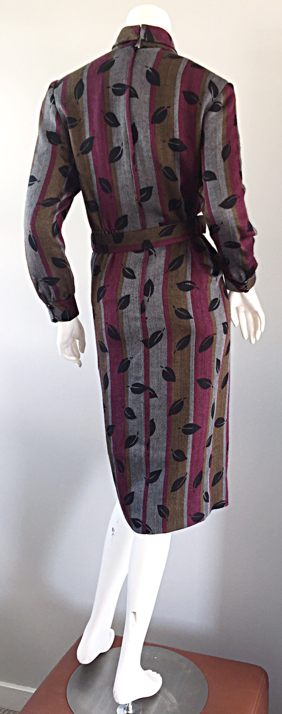 Vintage Piccoli Made in Italy ' Leaves + Herringbone ' Wool Dress w/ Belt For Sale 1