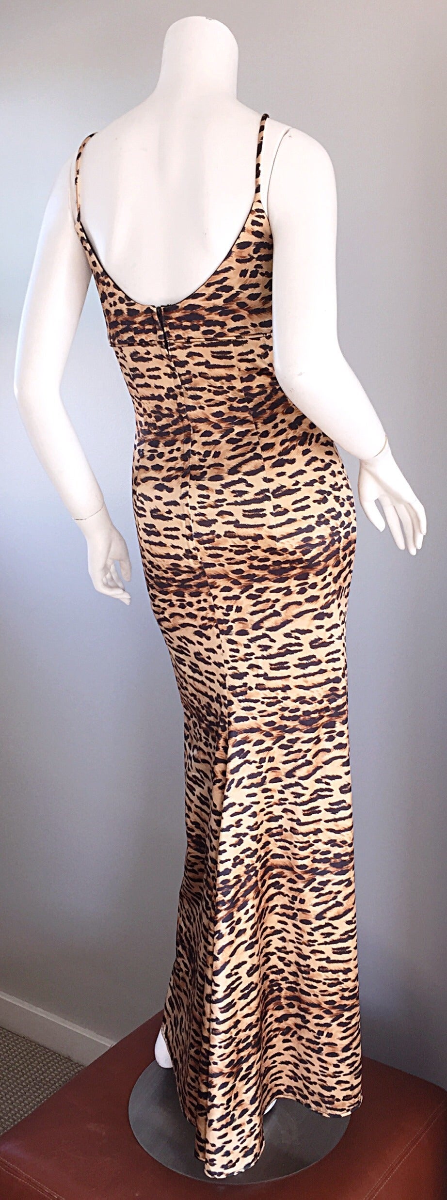 Iconic and Rare 1990s Dolce & Gabbana Leopard Print Vintage Bodycon Dress 2