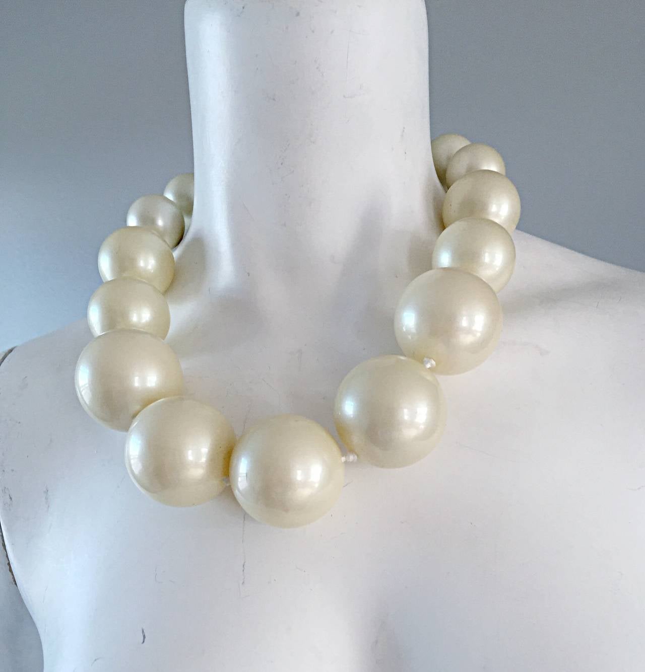 oversized pearl necklace