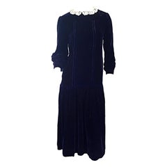 1920s Purple Eggplant Vintage Roaring 20s Velvet Flapper Dress w/ Lace Collar