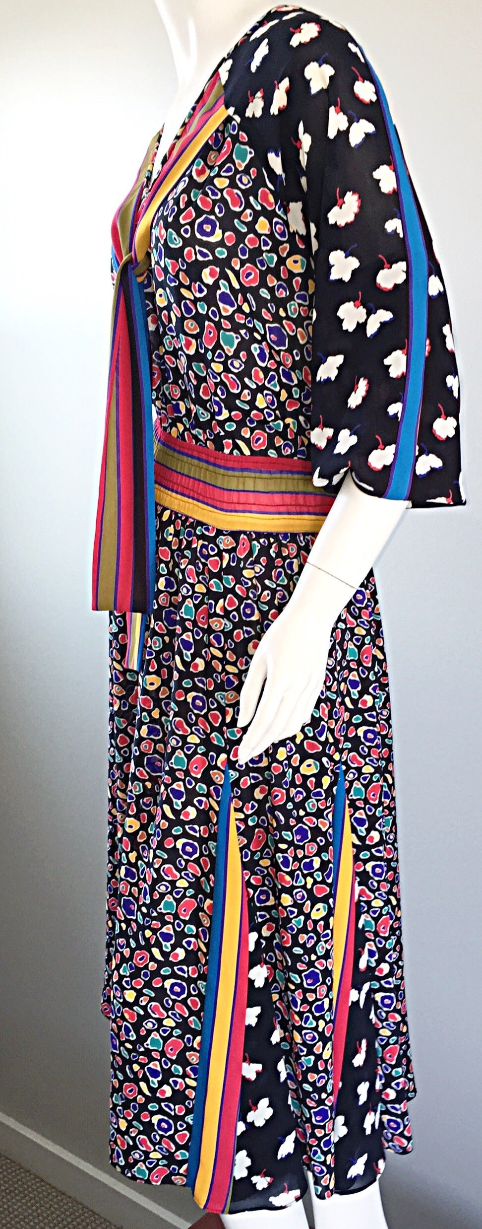 Chic Vintage 1980s Op - Art Colorful Multi - Print Boho / Bohemian Dress 1
