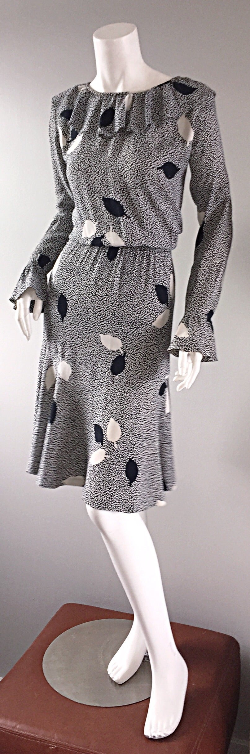 Vintage Yves Saint Laurent 1980s ' Rive Gauche ' Black + White Leaf Dress & Sash In Excellent Condition For Sale In San Diego, CA