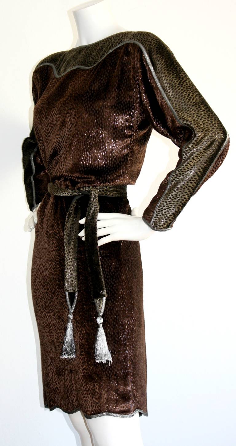 Vintage Geoffrey Beene Silk Velvet Leopard Dress W/ Tassel Belt For Sale 2