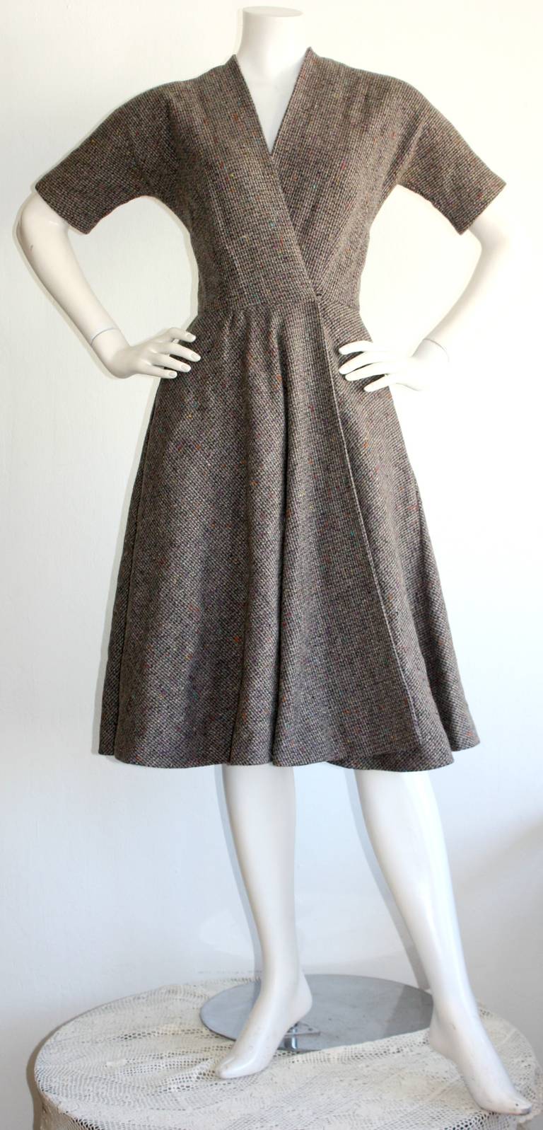 Beautiful Vintage Lilli Ann 1950s Wrap Dress Grey Purple & Colors 2