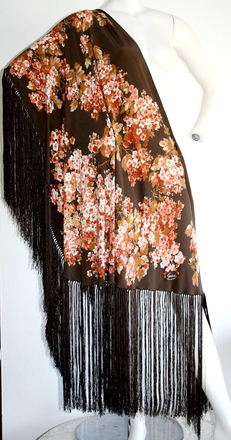 Gorgeous Vintage Gucci 1970s Silk Floral Piano Shawl In Excellent Condition In San Diego, CA