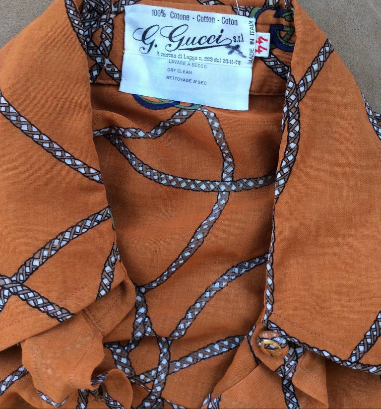 1970s Vintage Gucci Logo and Chain Print Blouse 1