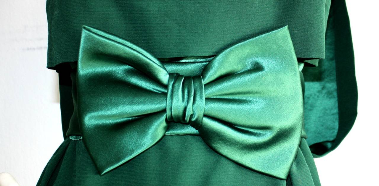 Beautiful Paola Quadretti Haute Couture 1960s Style Green Silk Dress & Bow Belt In Excellent Condition In San Diego, CA