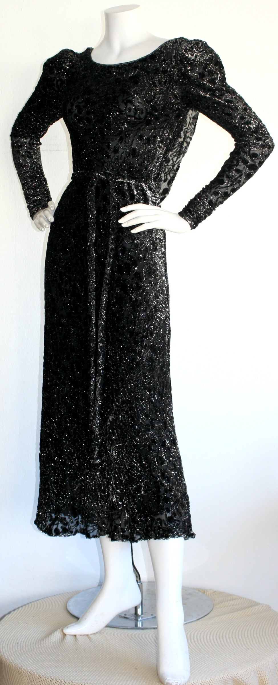 Women's Vintage Mary McFadden Black Silk Metallic Belted Dress w/ Plunging Back For Sale