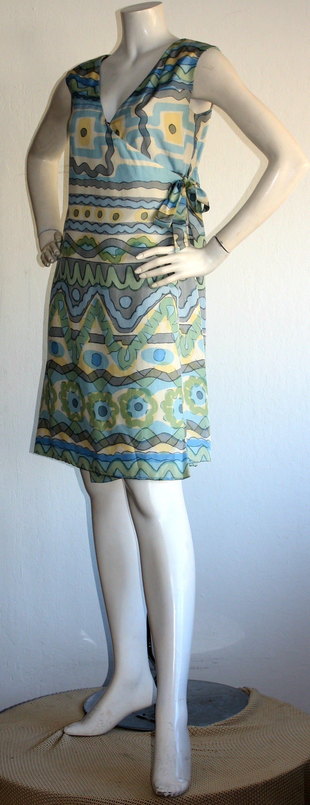 Gray RARE 1967 Vintage B.H. Wragge Mod Silk Psychedelic Wrap Dress For Sale