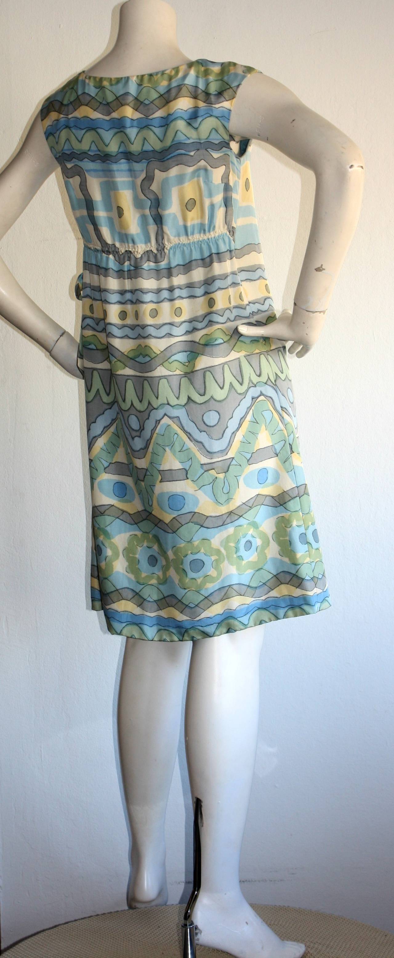 RARE 1967 Vintage B.H. Wragge Mod Silk Psychedelic Wrap Dress For Sale 1