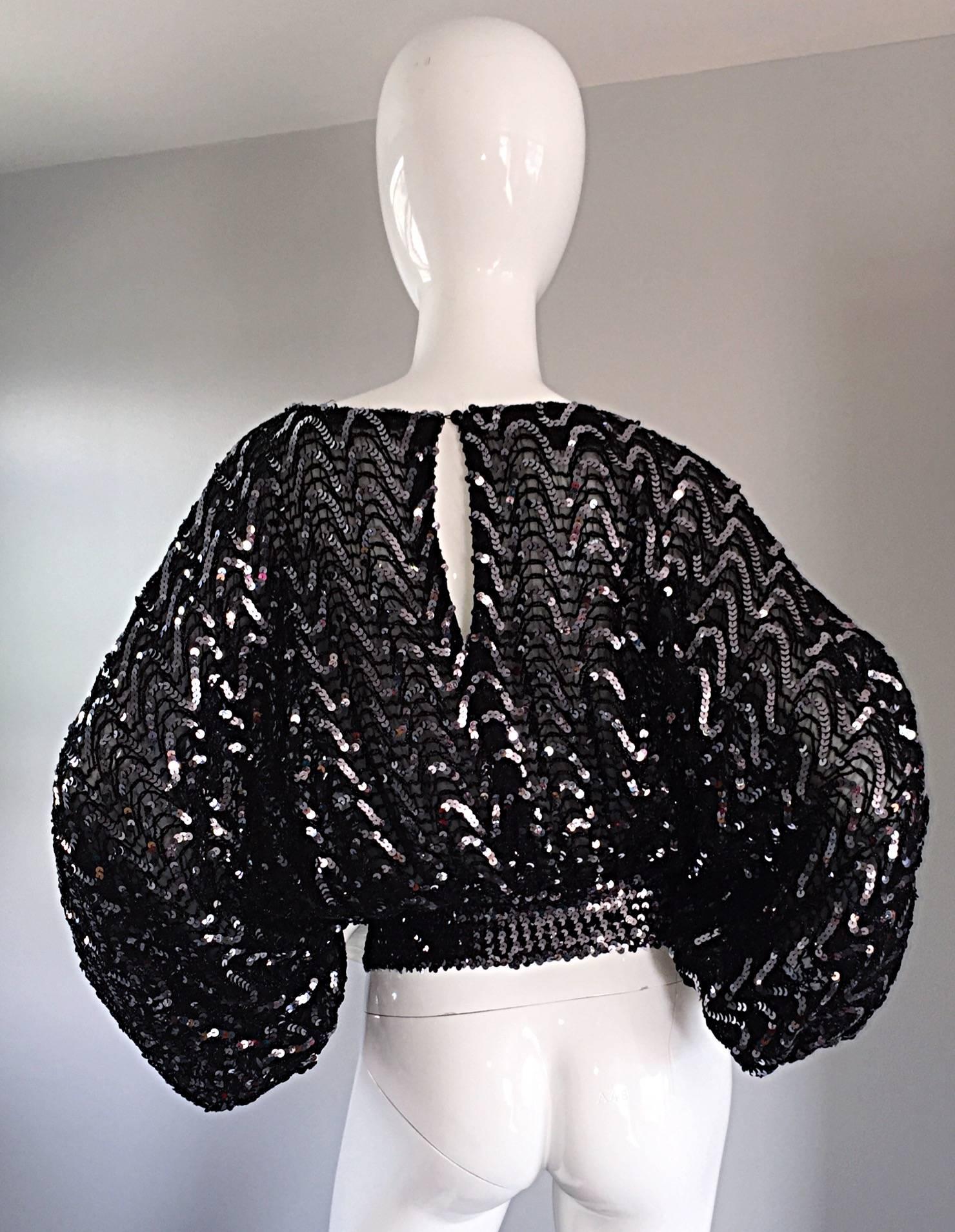 Noir Vintage Jeanette Kastenberg 1980 St Martin Black Silver Sequin 80s Silk Blouse en vente