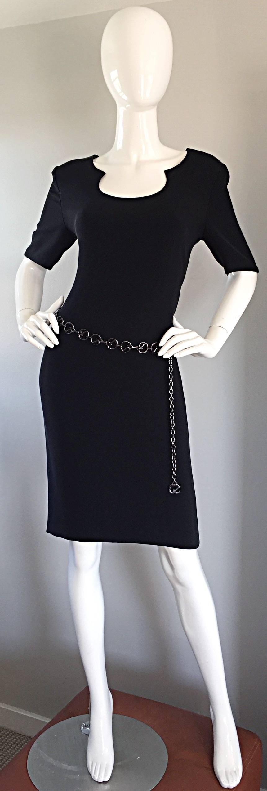 Women's Vintage Bill Blass Size 12 Scoop Neck Perfect Little Black Jersey Dress LBD For Sale