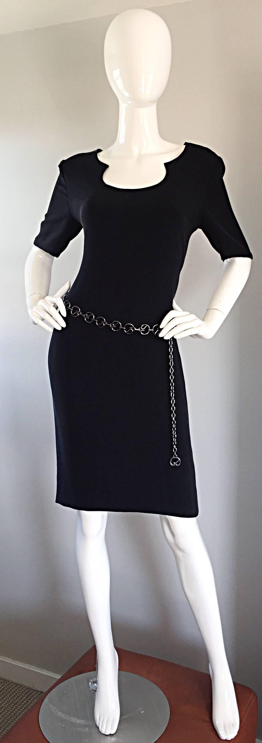 Vintage Bill Blass Size 12 Scoop Neck Perfect Little Black Jersey Dress LBD For Sale 1