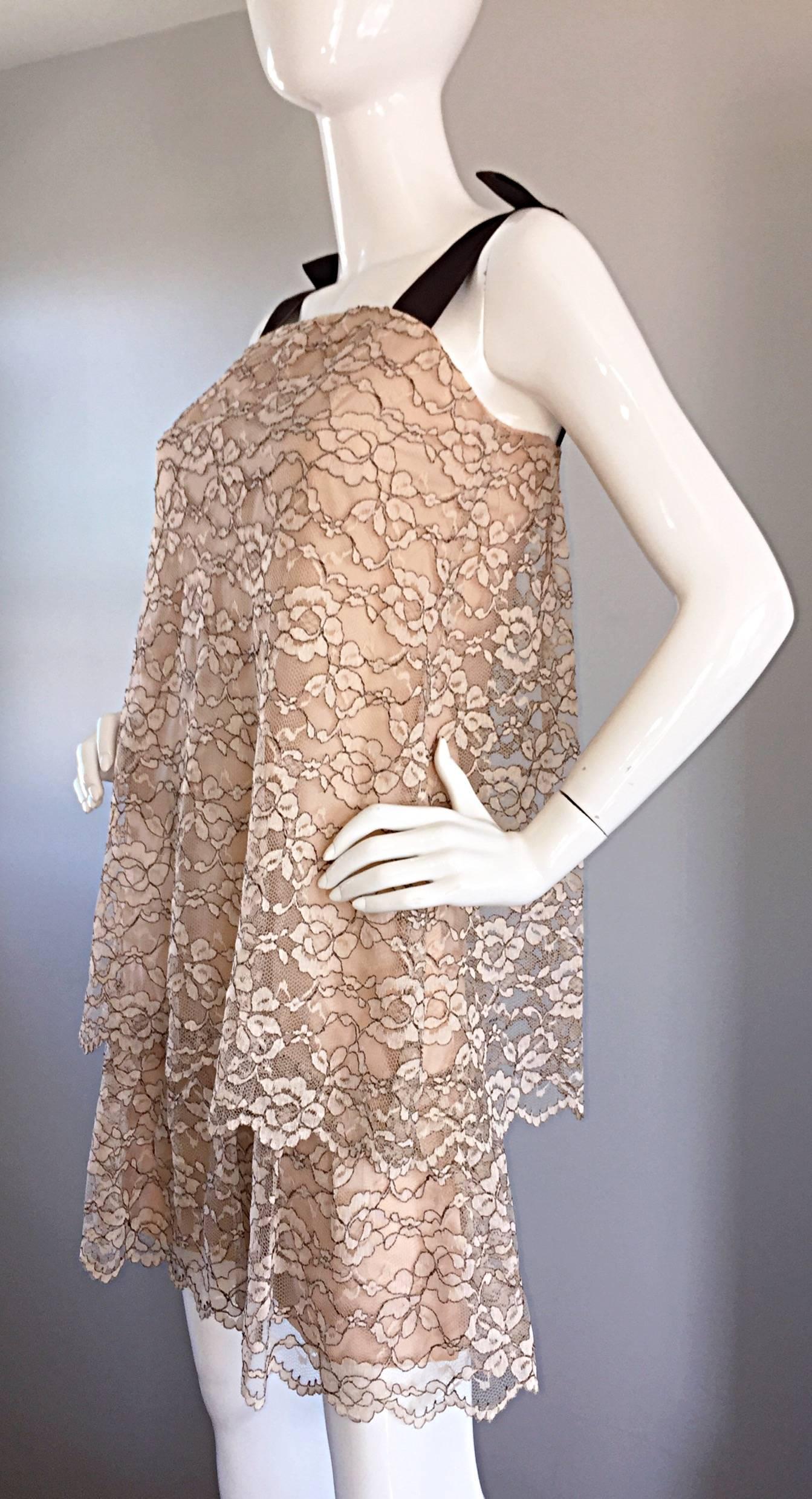 1960s Ann Barry Vintage Chantilly Lace Taupe + Brown A - Line Shift Tiered Dress For Sale 1