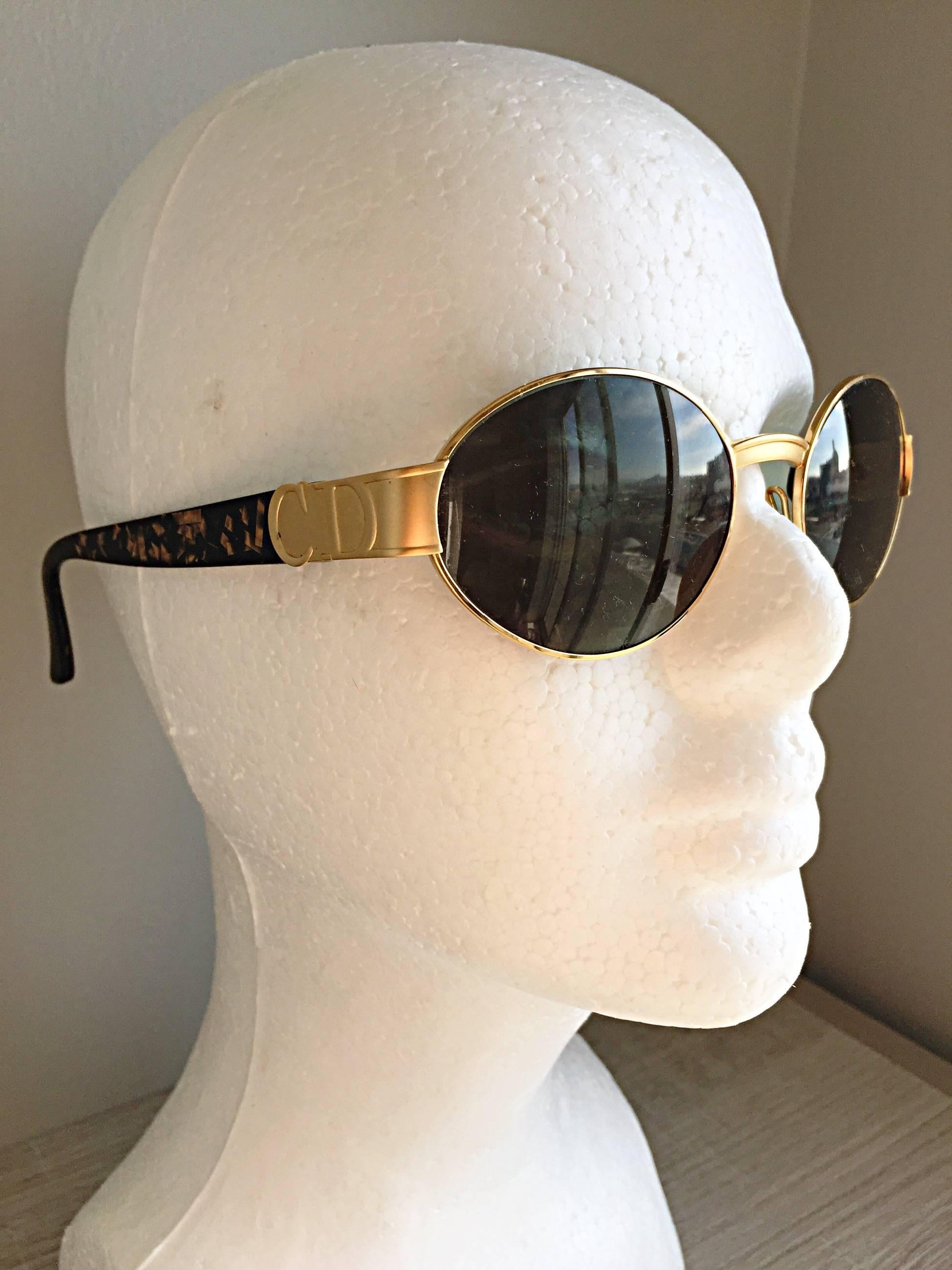 Rare Vintage Christian Dior, années 1990 Rond « CD » Lunettes de soleil à logo de tortue en vente 3