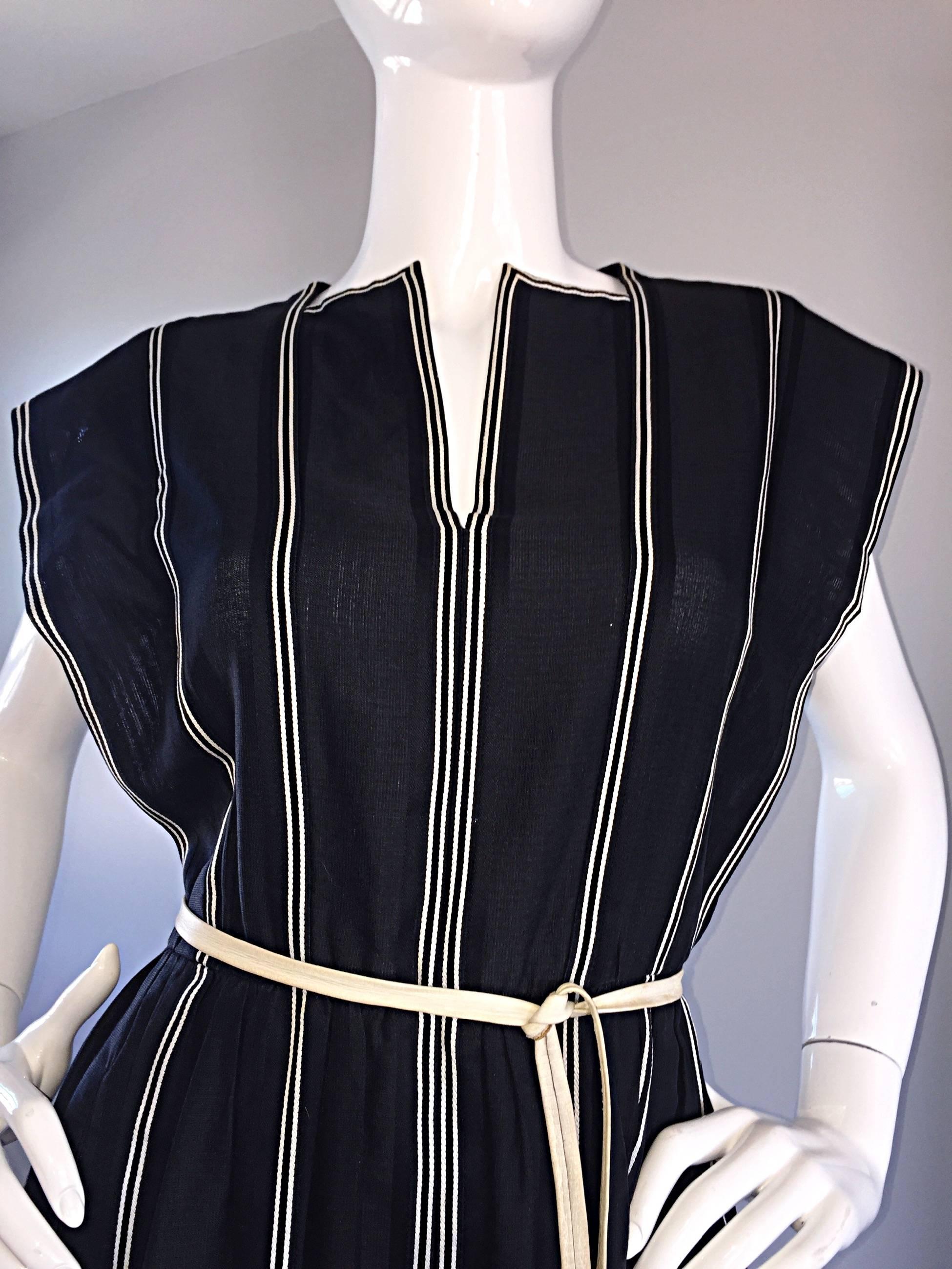 Vintage Pauline Trigere Black and White Avant Garde Striped Dress w/ Belt 5