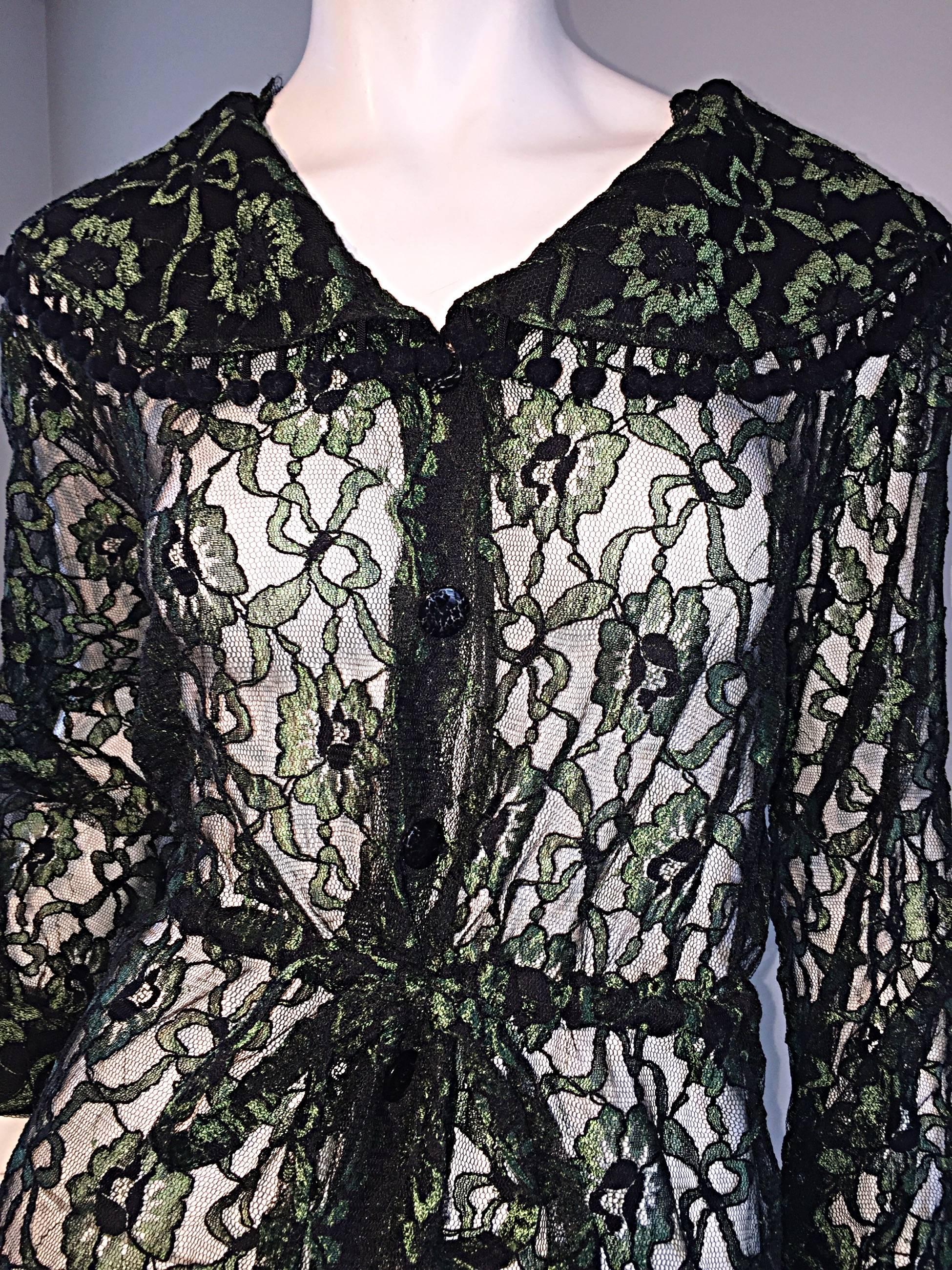 Beautiful 1930s Chantilly Lace Hunter Green + Black ' Pom Pom ' Vintage Blouse 1