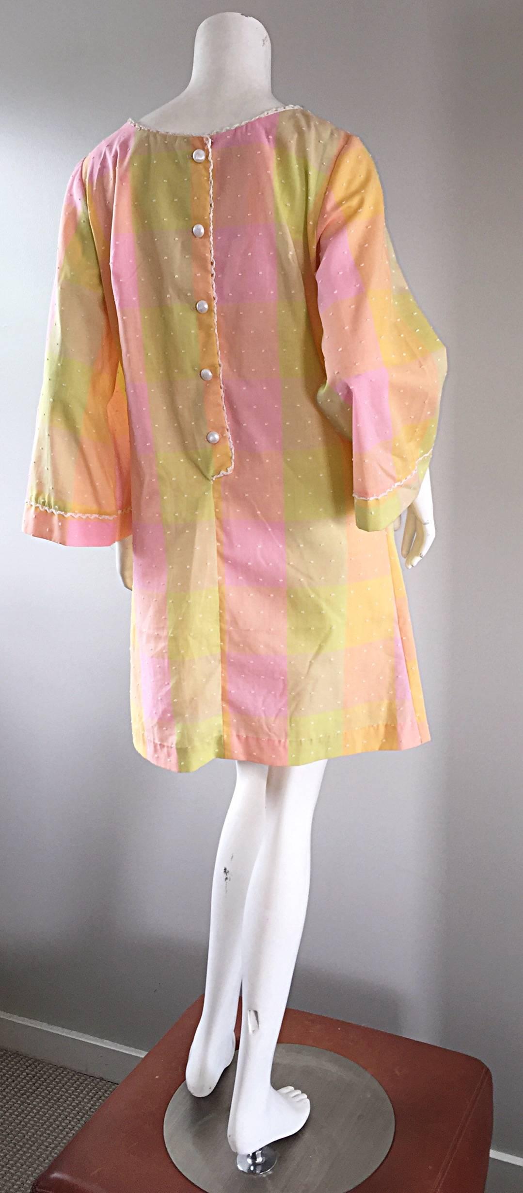 1960s Pastel Pink Plaid Embroidered 60s Shift Bow Dress w/ Amazing Bell Sleeves In Excellent Condition For Sale In San Diego, CA