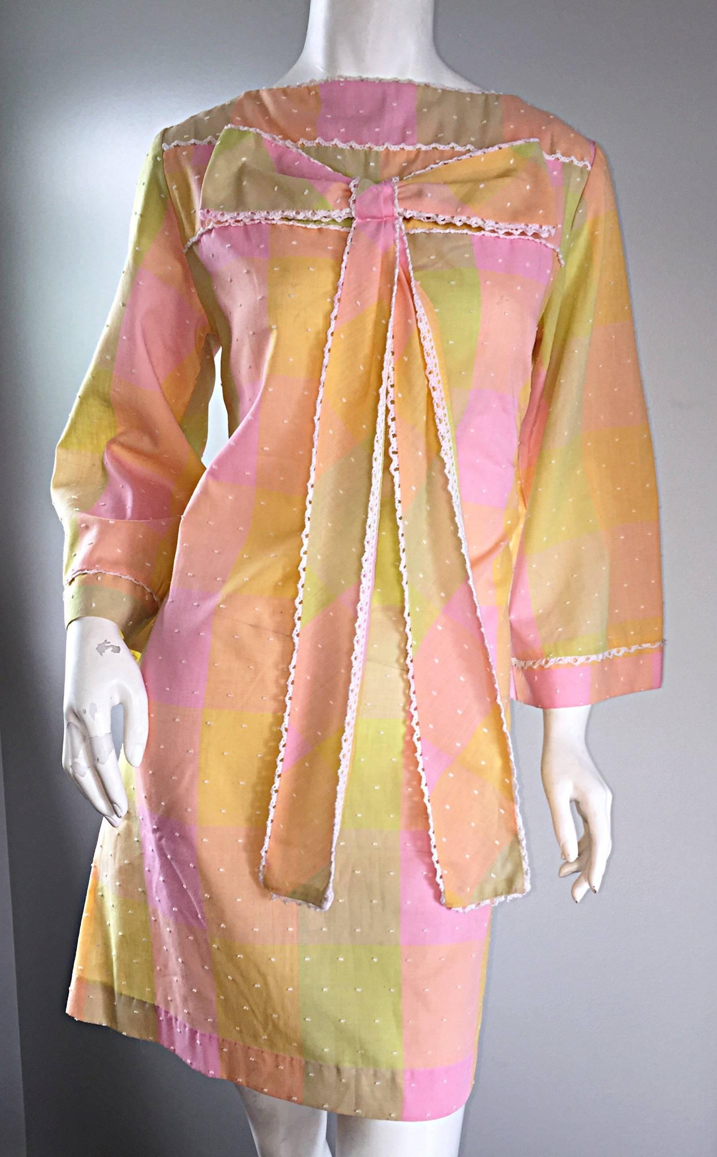 1960s Pastel Pink Plaid Embroidered 60s Shift Bow Dress w/ Amazing Bell Sleeves For Sale 4
