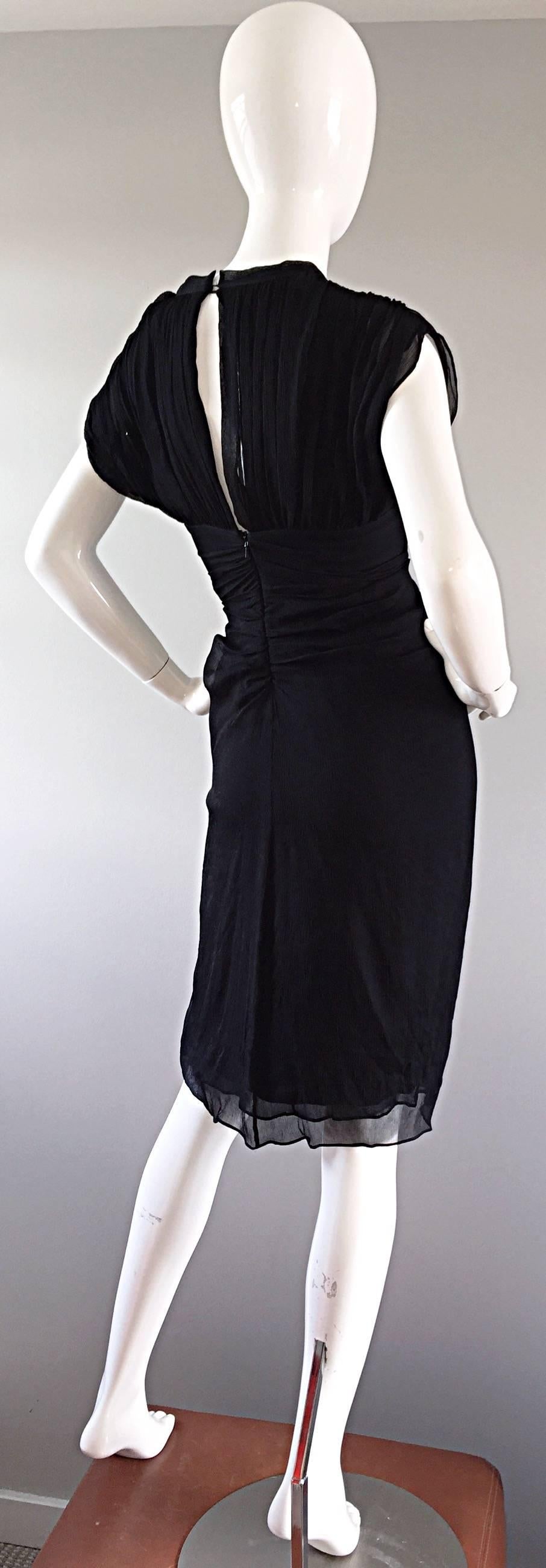 Women's Diane Von Furstenberg Size 0 / 2 Black Silk Chiffon Grecian Dress Open Back For Sale