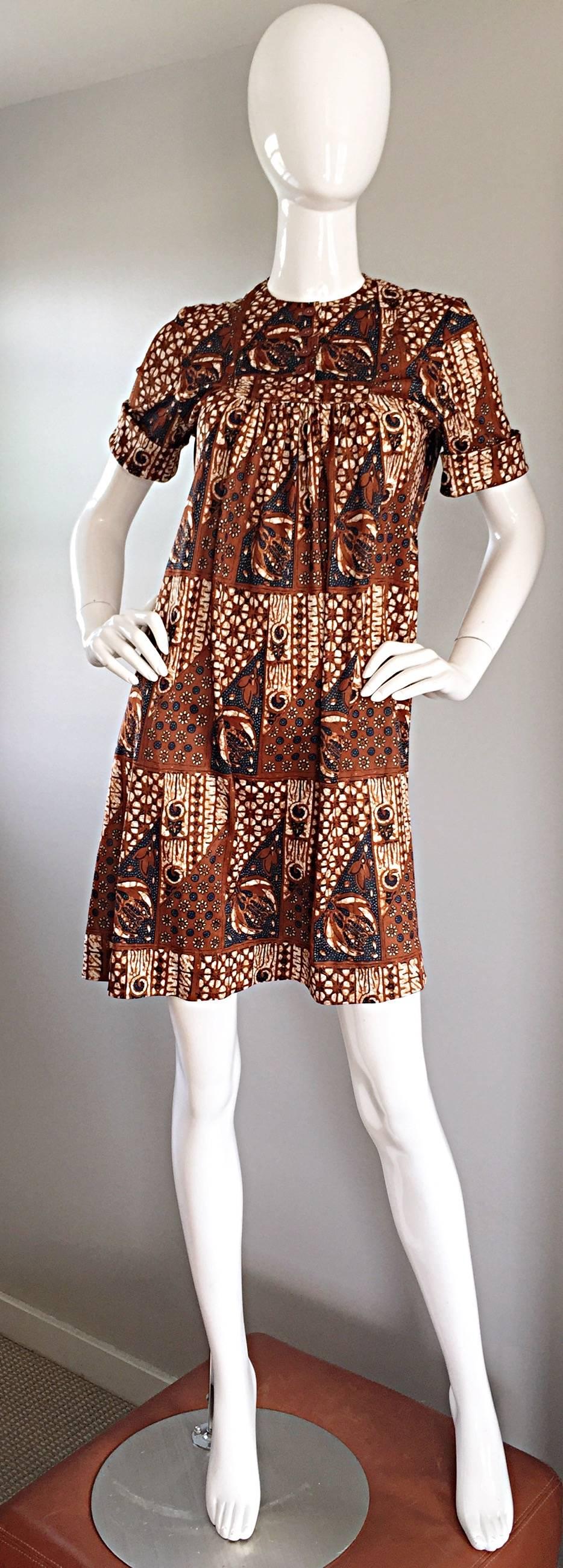 Women's or Men's 1960s Joseph Magnin Vintage Tribal Print Ethnic A - Line Trapeze Babydoll Dress For Sale