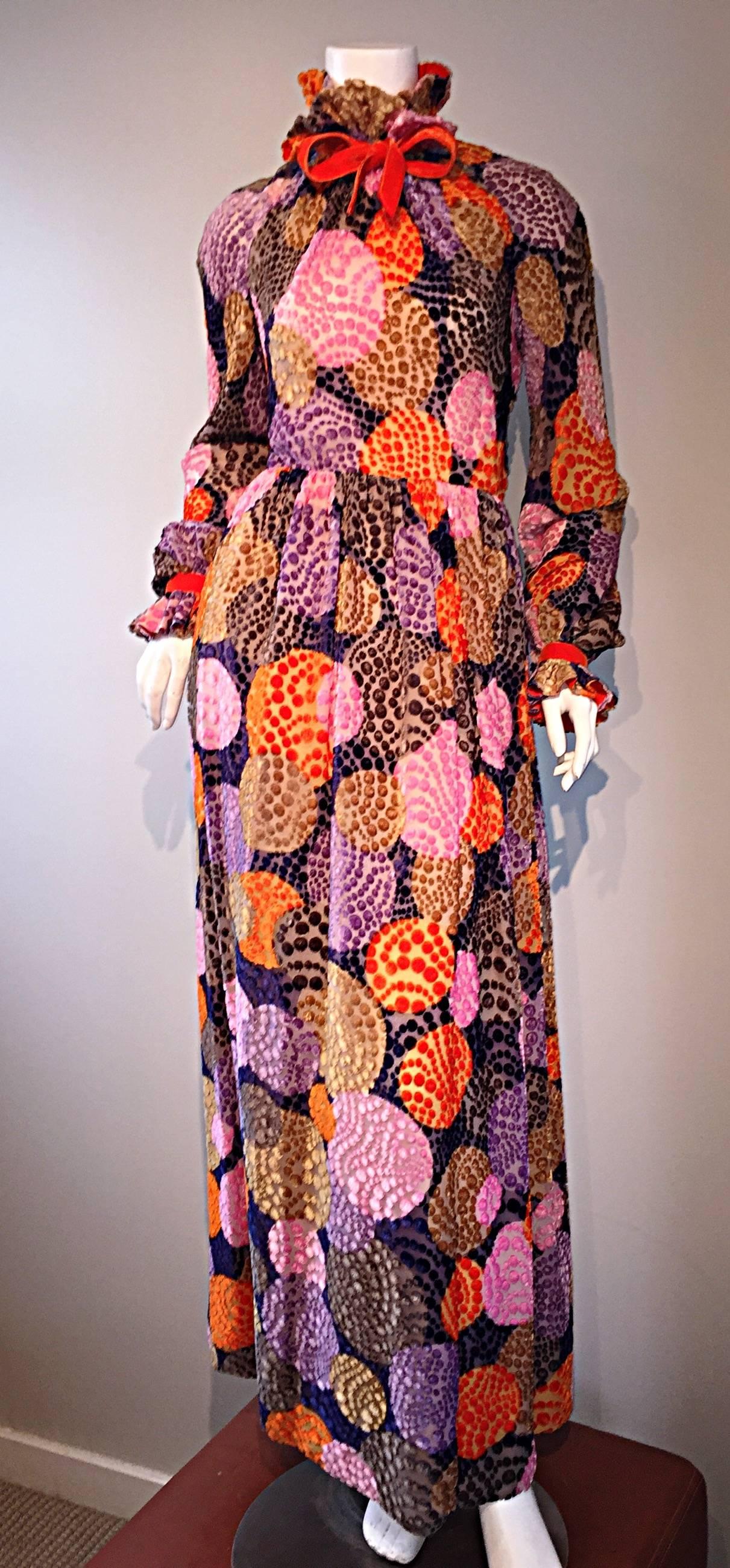 Sensational Vintage Geoffrey Beene 1970s Silk Burnt - Out Velvet 70s Dress 2