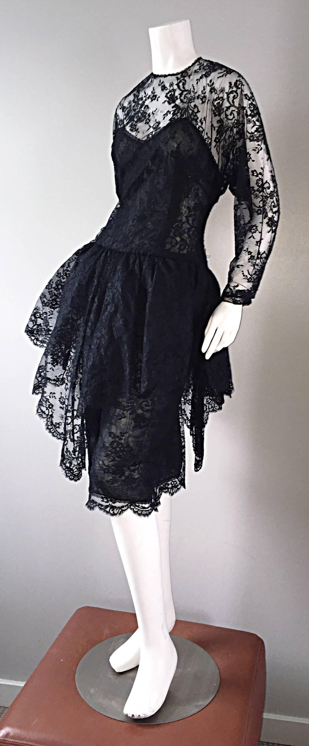 Incredible Vintage Oscar de la Renta Size 10 Black Silk Chantilly Lace 80s Dress For Sale 1