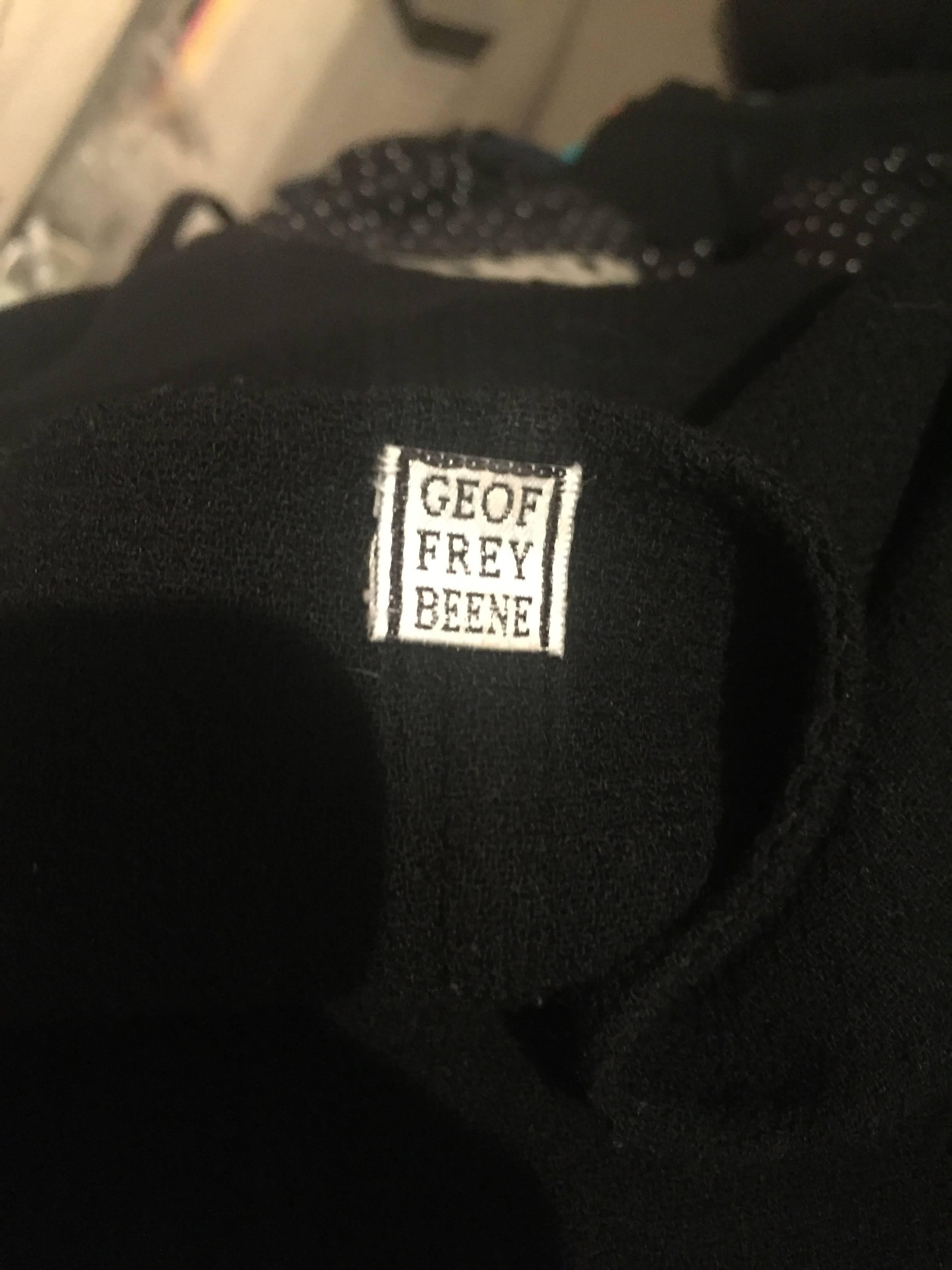 Completo anni '90 Geoffrey Beene con giacca e pantaloni in crepe nero Avant Garde in vendita 5