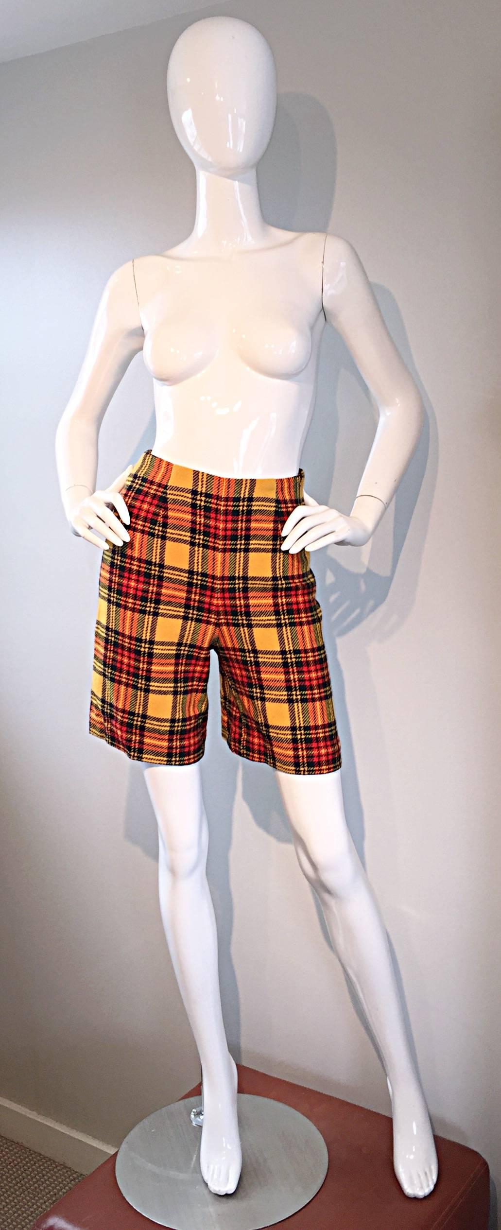 1960s High Waisted Yellow + Red Tartan Plaid Vintage 60s Wool Shorts  For Sale 2