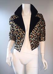 Chic Early 60s Leopard Cheetah Print Silk 1960s Metallic Cropped Bolero Jacket