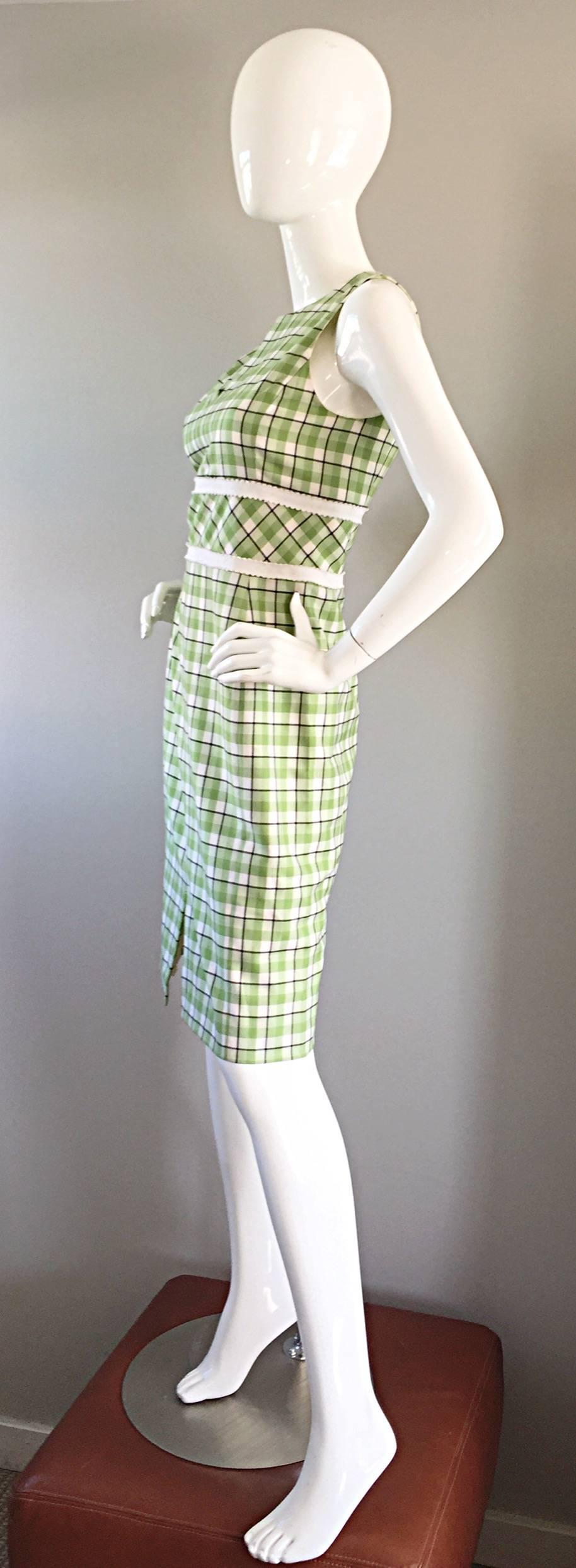 Beige Oscar de La Renta Size 6 / 8 Saks 5th Ave Green + White Checkered Plaid Dress  For Sale