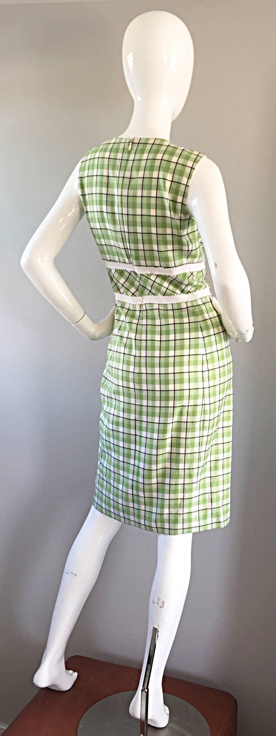 Women's Oscar de La Renta Size 6 / 8 Saks 5th Ave Green + White Checkered Plaid Dress  For Sale