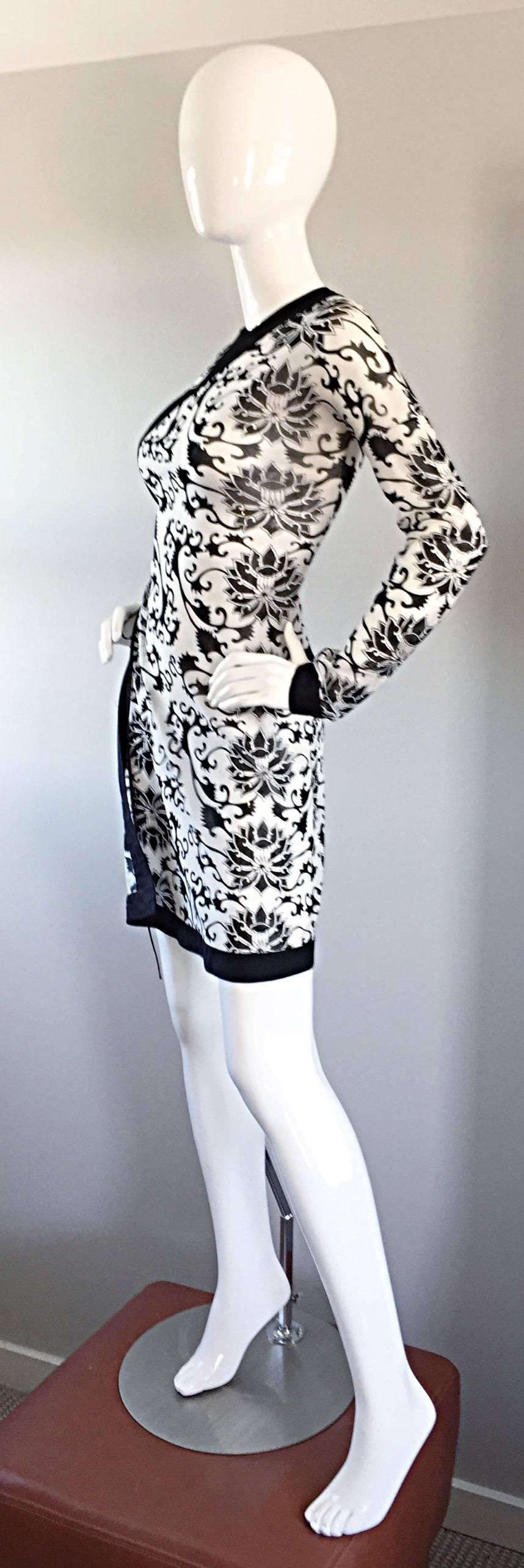 Women's Rare Vintage Vivienne Tam Black and White Tattoo Print Asian Inspired Wrap Dress For Sale