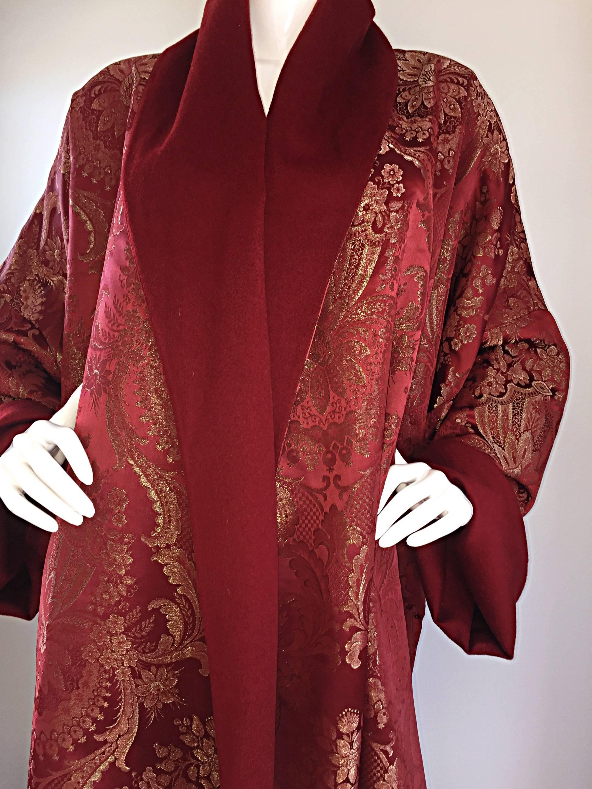 Incredibly Rare Vintage Romeo Gigli Reversible Wine Burgundy Opera Coat Jacket In Excellent Condition In San Diego, CA