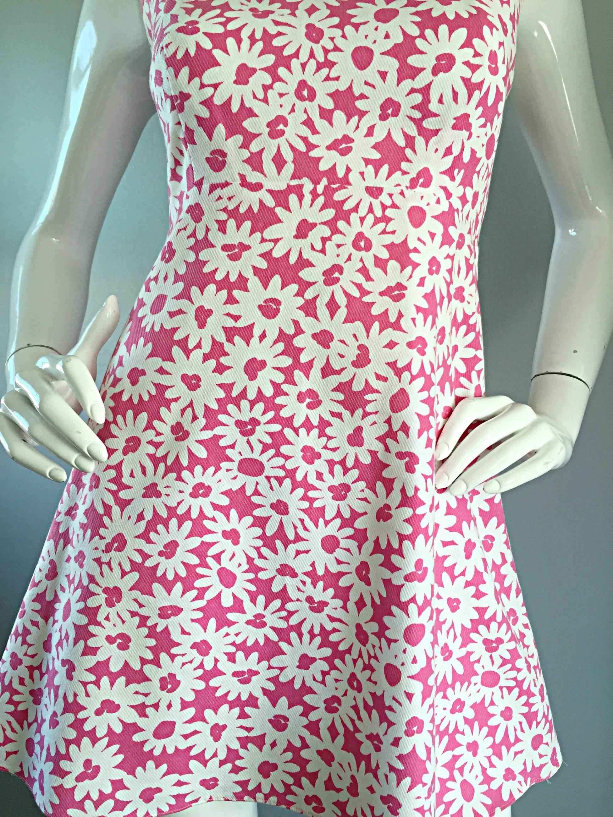 Beige Adorable 1990s Jill Stuart Pink + White Daisy Print A - Line 90s Babydoll Dress  For Sale