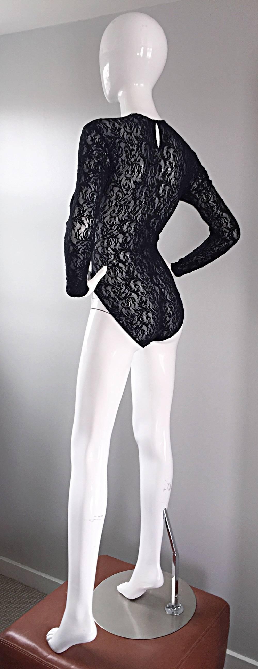 Vintage Calvin Klein 1990s Black Lace Sexy Long Sleeve 90s Bodysuit Onesie  en vente 2