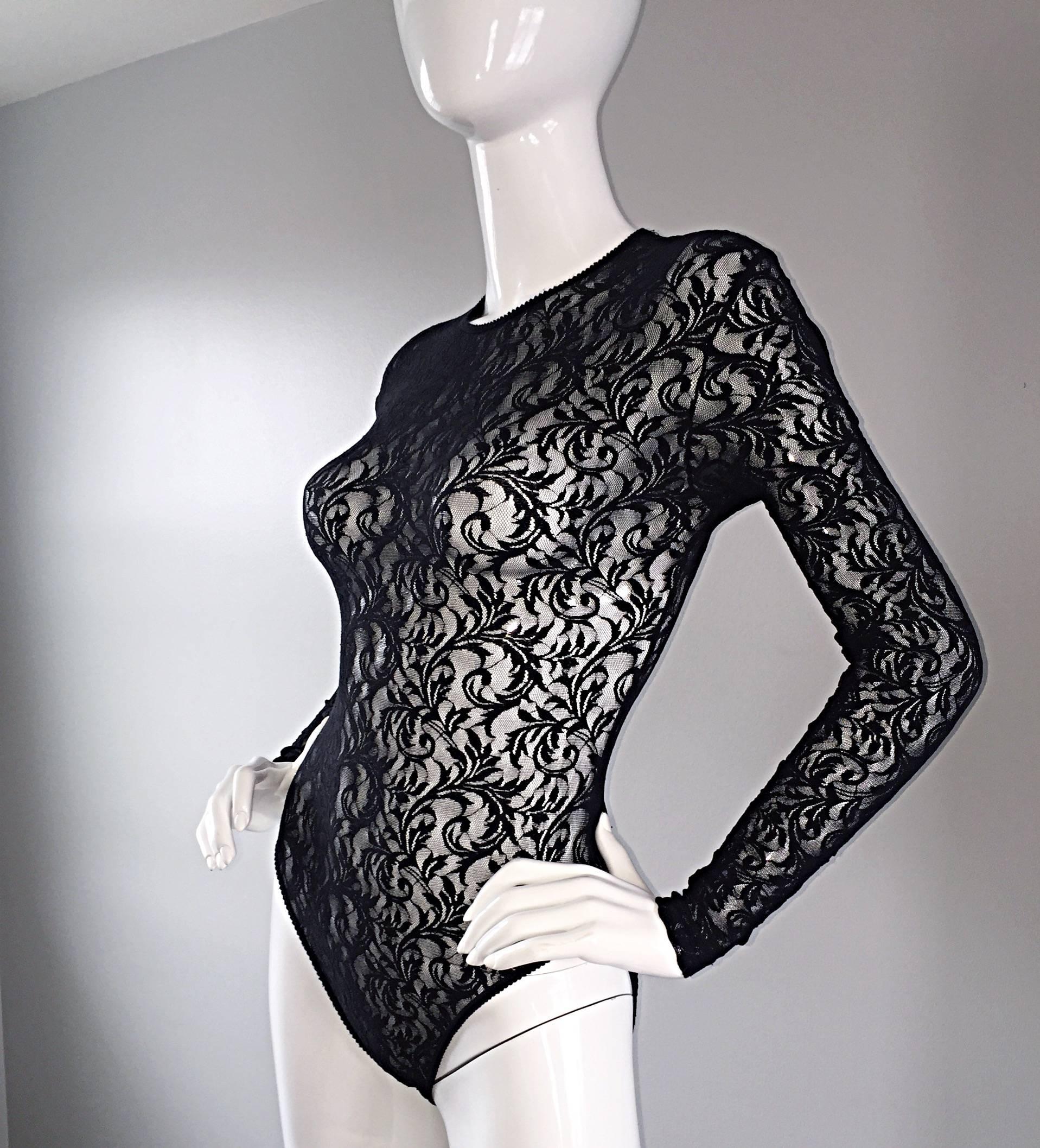 Noir Vintage Calvin Klein 1990s Black Lace Sexy Long Sleeve 90s Bodysuit Onesie  en vente