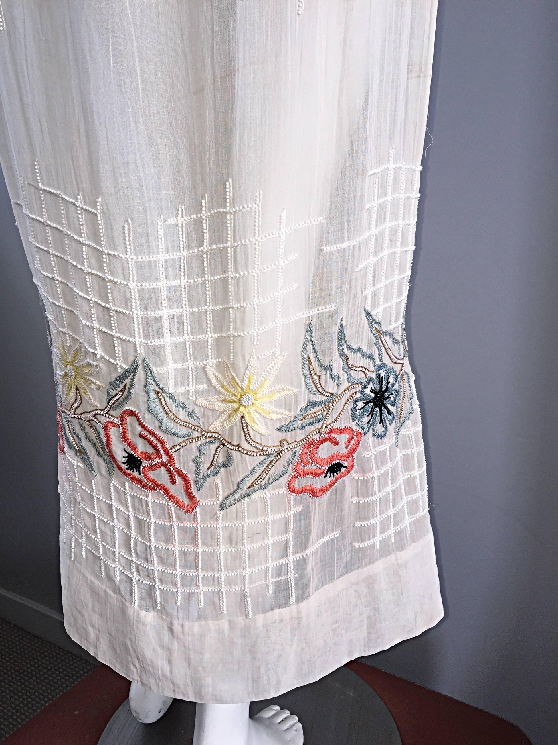 Seltenes 1920er B Altman Haute Couture Elfenbeinfarbenes Vintage Kleid aus Baumwoll-Voile mit Perlenbesatz und Voile im Angebot 2